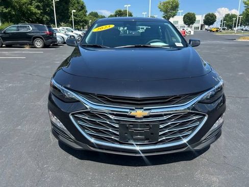 Used 2023 Chevrolet Malibu LT FWD image 2