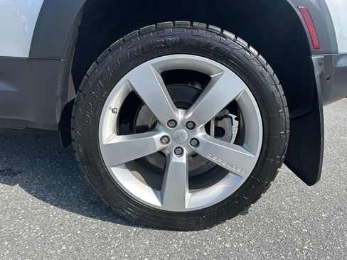 Used 2020 Land Rover Defender 110 image 34