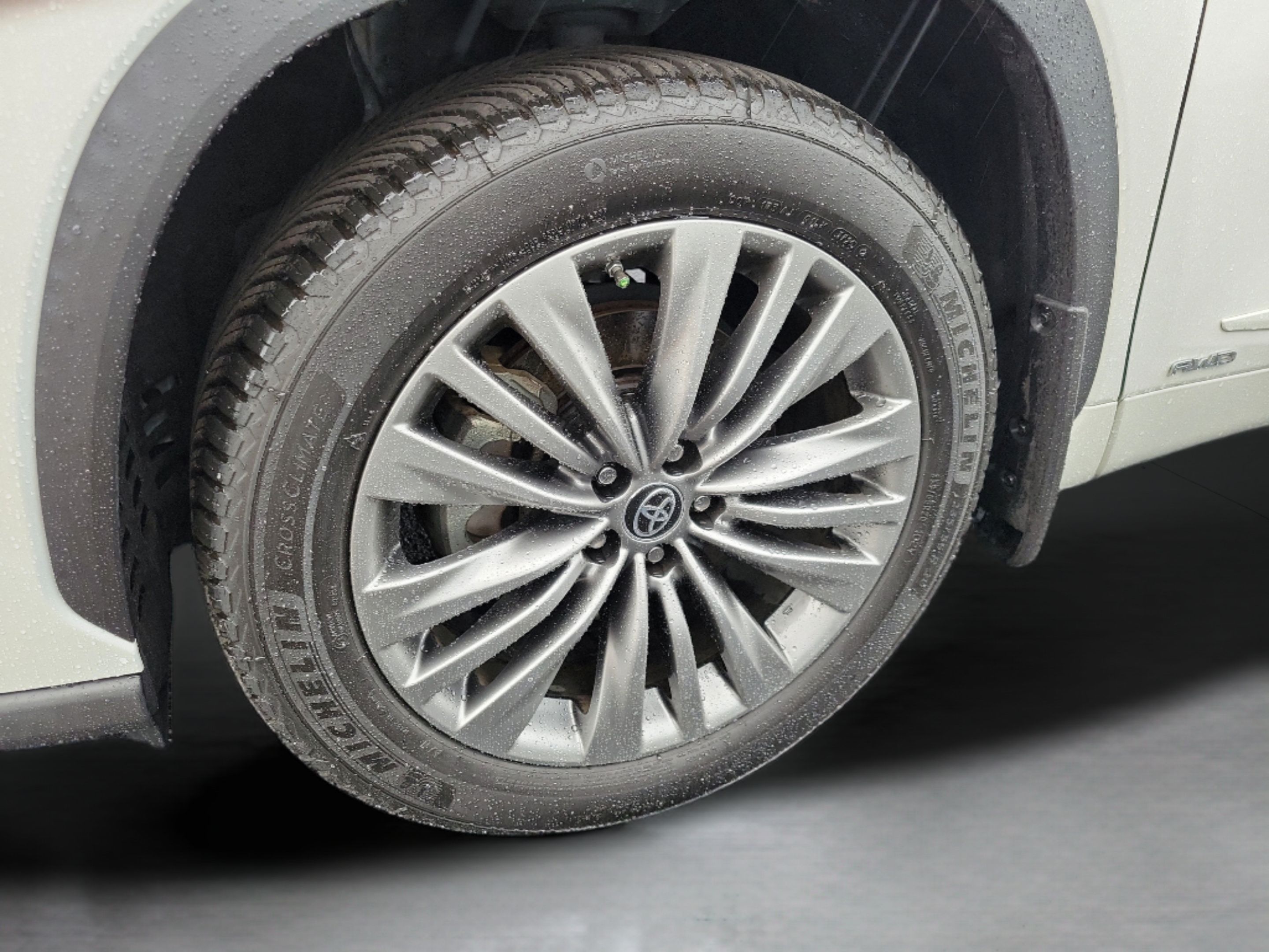 Used 2021 Toyota Highlander Platinum AWD/4WD image 30