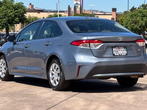 Certified 2022 Toyota Corolla LE FWD image 7