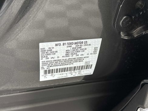Used 2025 Ford Explorer Active w/ Active Comfort Package AWD/4WD image 36