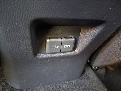 Used 2024 Toyota RAV4 Adventure image 11