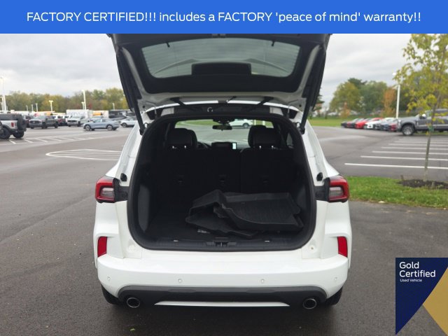 Used 2023 Ford Escape ST-Line w/ Tech Pack #1 AWD/4WD image 11
