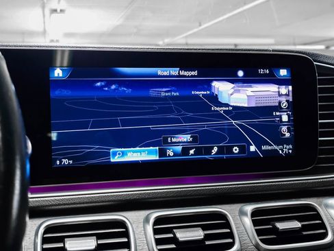 Used 2022 Mercedes-Benz GLS 450 4MATIC image 29