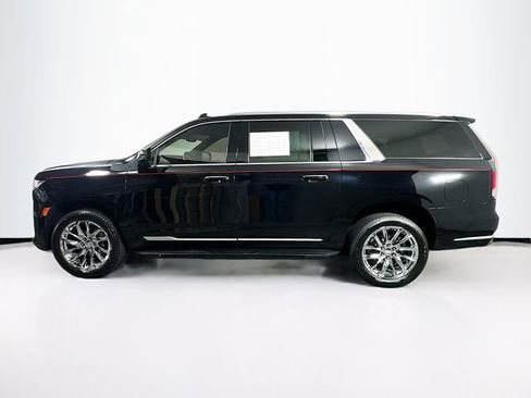 Certified 2023 Cadillac Escalade ESV Premium Luxury w/ LPO, Radiant Package image 4