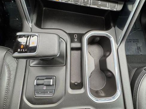 Used 2025 GMC Sierra 1500 Denali w/ Denali Reserve Package image 25