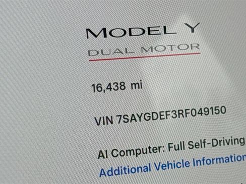 Used 2024 Tesla Model Y Performance AWD/4WD image 12