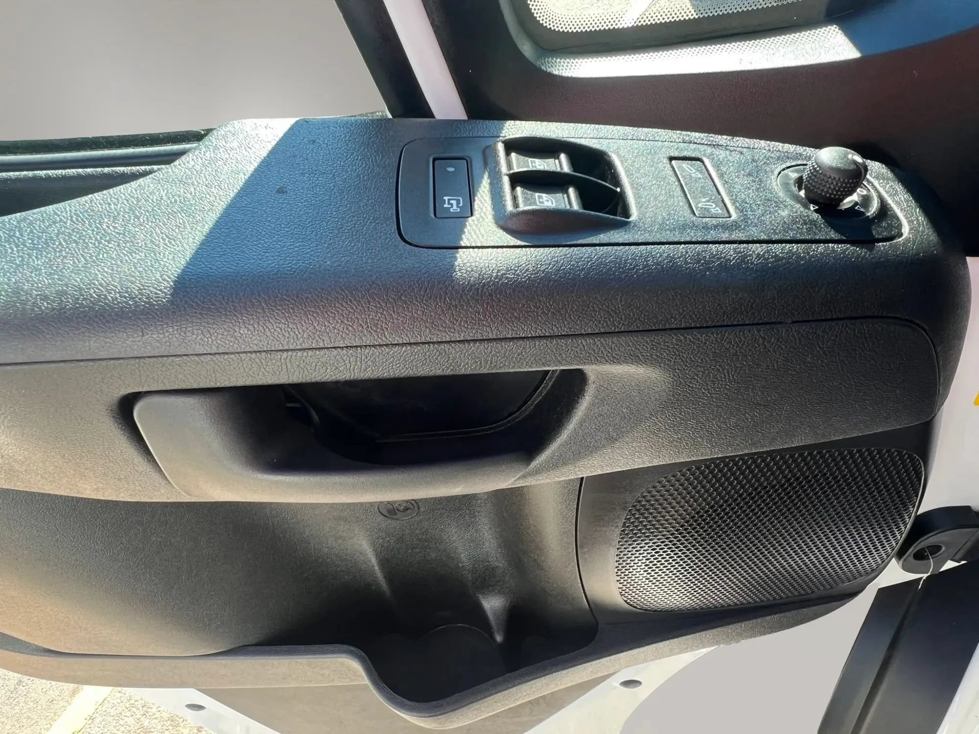 Used 2025 RAM ProMaster 3500 w/ Convenience Group FWD image 17