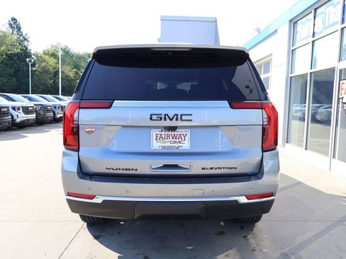 New 2026 GMC Yukon Elevation w/ Elevation Premium Package AWD/4WD image 9
