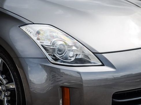 Used 2008 Nissan 350Z Enthusiast w/ Cargo Convenience Pkg image 35