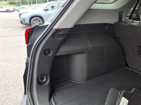 Used 2019 GMC Terrain SLT w/ Preferred Package AWD/4WD image 19