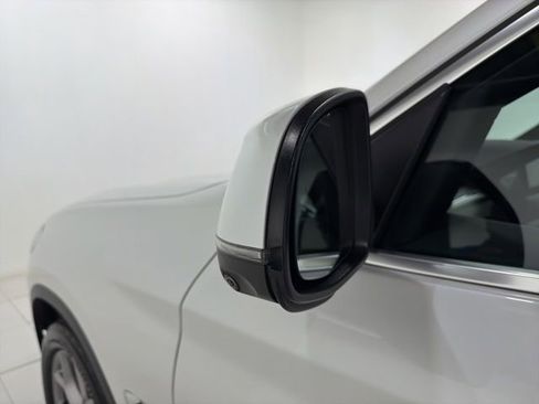 Certified 2023 BMW X4 xDrive30i w/ Premium Package AWD/4WD image 9