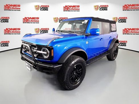 Used 2022 Ford Bronco Outer Banks AWD/4WD image 13