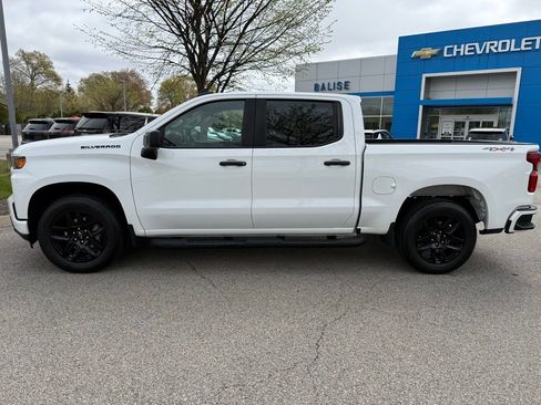 Used 2022 Chevrolet Silverado 1500 Custom w/ Rally Edition AWD/4WD image 2