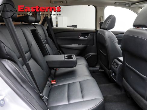 Used 2021 Nissan Rogue SL image 39