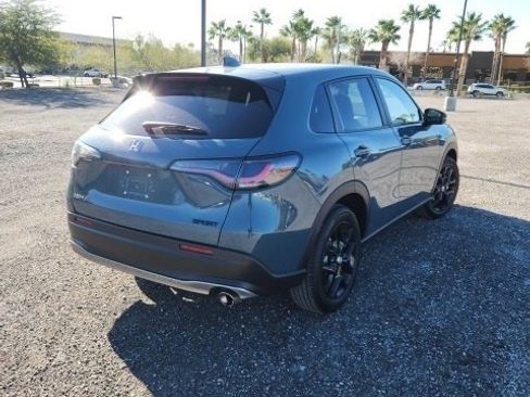Certified 2025 Honda HR-V Sport image 5