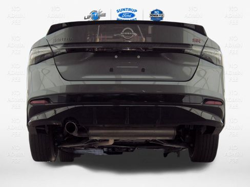 Used 2026 Nissan Sentra SR w/ Floor Mat Package FWD image 6
