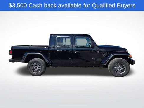 New 2026 Jeep Gladiator Sport AWD/4WD image 2