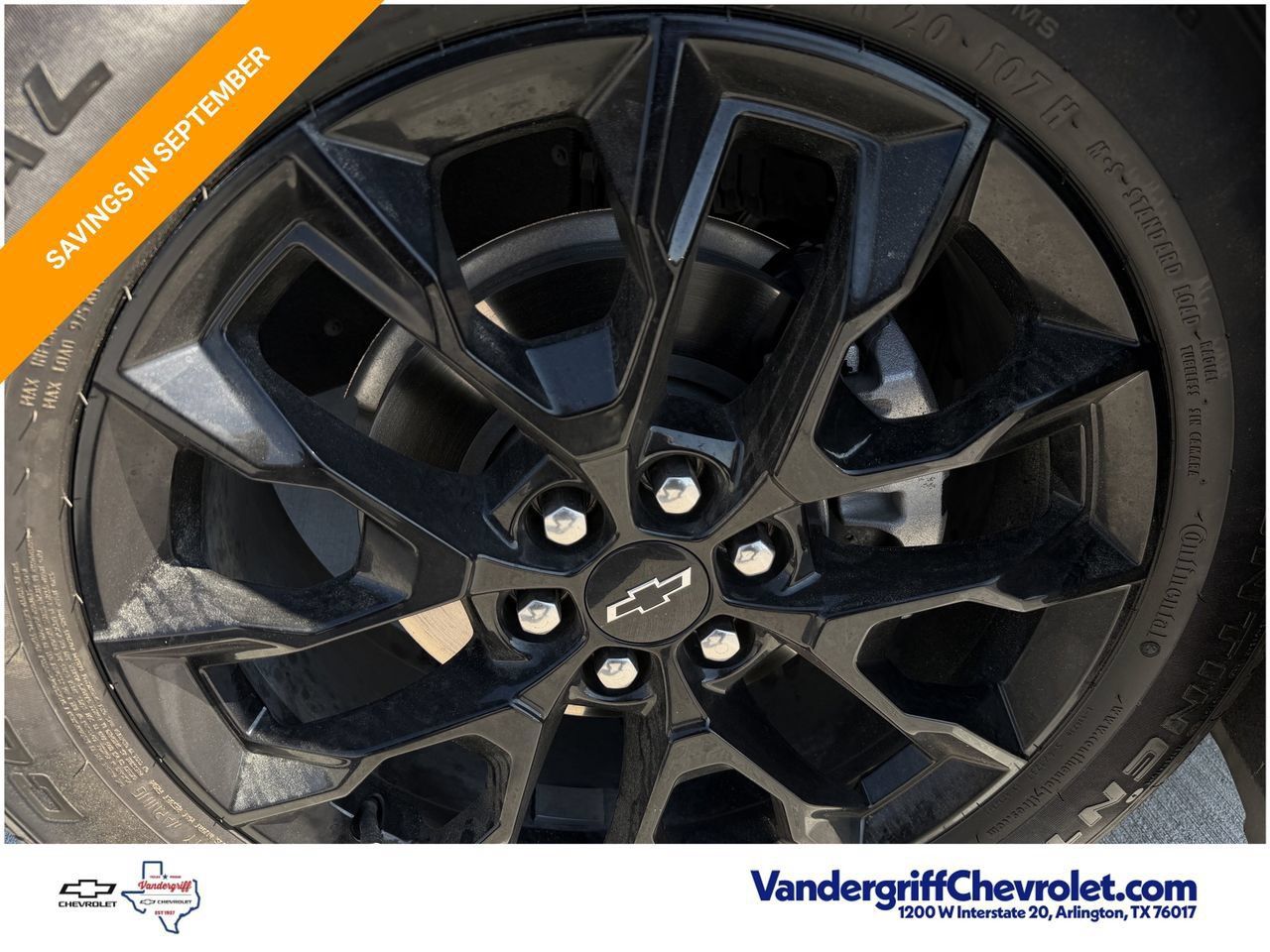 Used 2024 Chevrolet Traverse LS w/ Midnight/Sport Edition FWD image 9