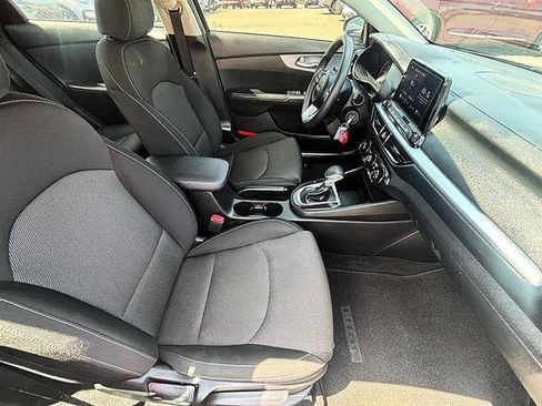 Used 2024 Kia Forte LXS FWD image 32