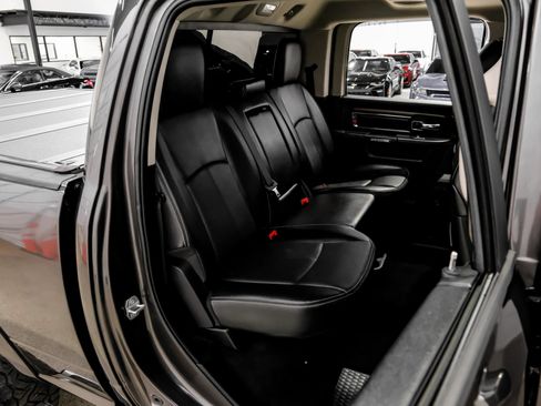 Used 2018 RAM 2500 Laramie w/ Convenience Group AWD/4WD image 44