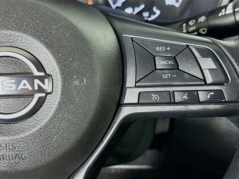 Used 2024 Nissan Altima 2.5 S FWD image 14