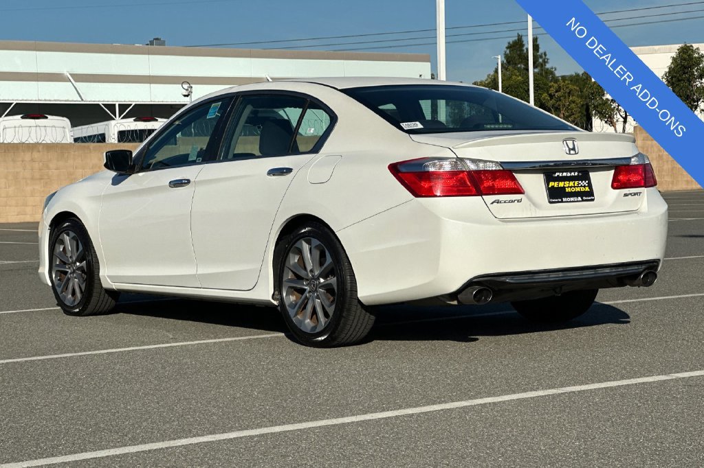 Used 2015 Honda Accord Sport image 6