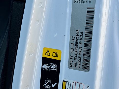 Used 2022 Jeep Wrangler Unlimited Sahara 4xe w/ Cold Weather Group image 29