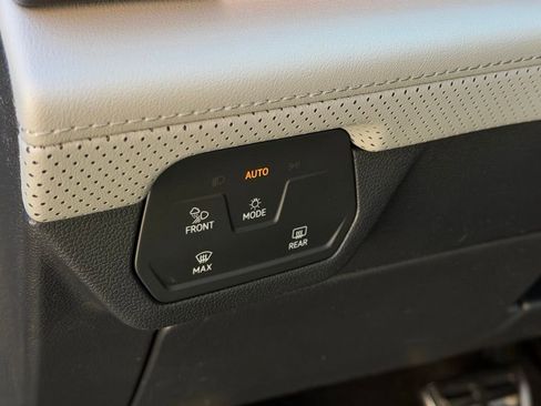 New 2026 Volkswagen Atlas Peak Edition image 22