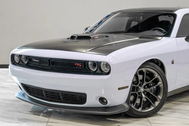 Used 2021 Dodge Challenger R/T Scat Pack w/ Shaker Package RWD image 6