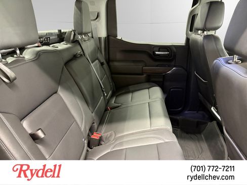 Used 2021 GMC Sierra 1500 SLT AWD/4WD image 17