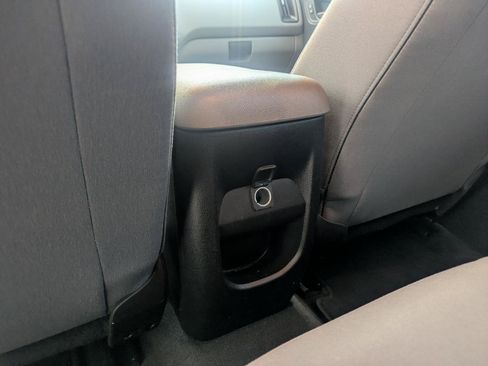 Used 2020 GMC Canyon 2WD Crew Cab w/ Convenience Package image 13