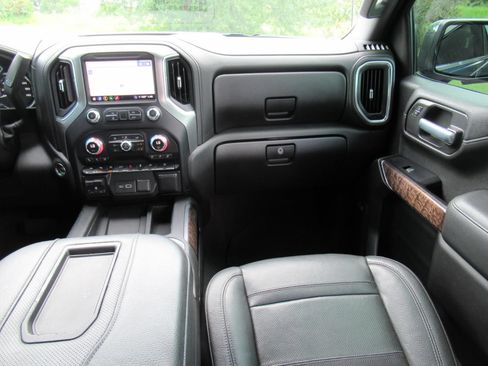 Used 2020 GMC Sierra 1500 Denali w/ Denali Ultimate Package RWD image 15