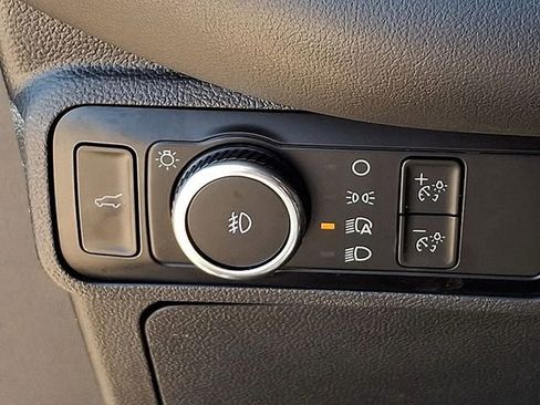 Used 2025 Ford Explorer ST-Line AWD/4WD image 25