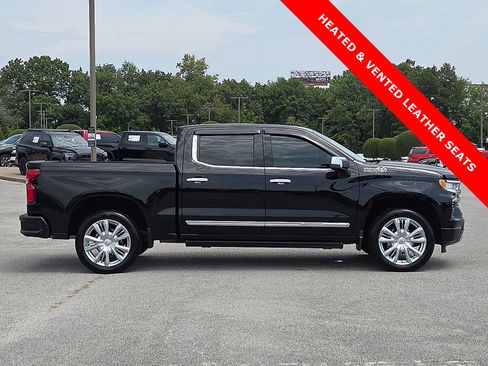 Used 2024 Chevrolet Silverado 1500 High Country w/ High Country Premium Package AWD/4WD image 6