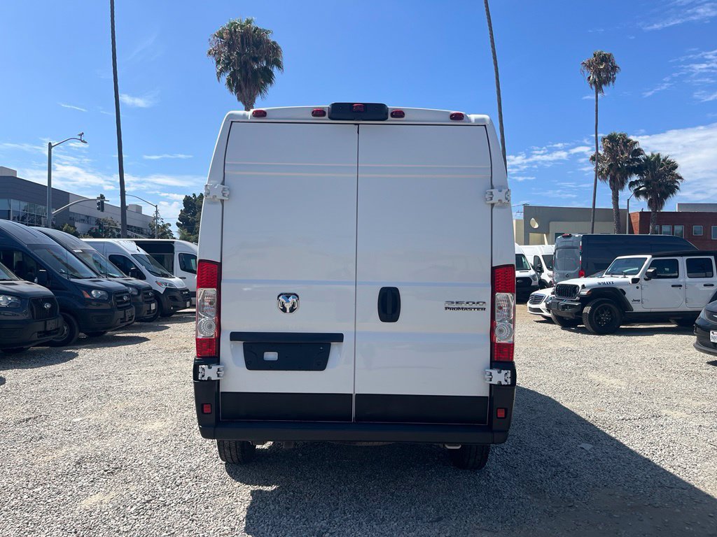 Used 2025 RAM ProMaster 2500 w/ Convenience Group FWD image 5