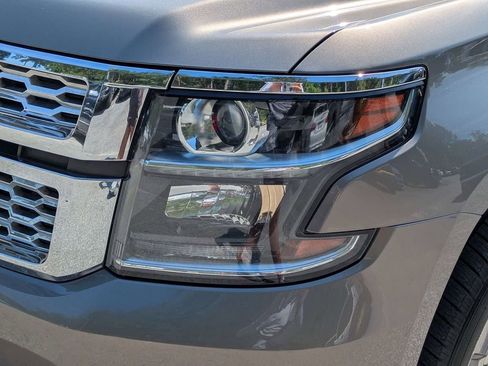 Used 2017 Chevrolet Tahoe LT w/ Luxury Package AWD/4WD image 10