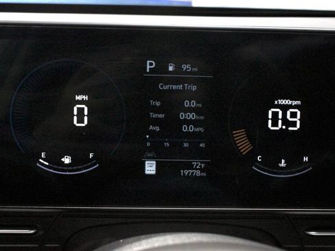 Used 2024 Hyundai Kona SEL AWD/4WD image 26