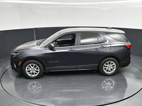 Used 2022 Chevrolet Equinox LT FWD image 40