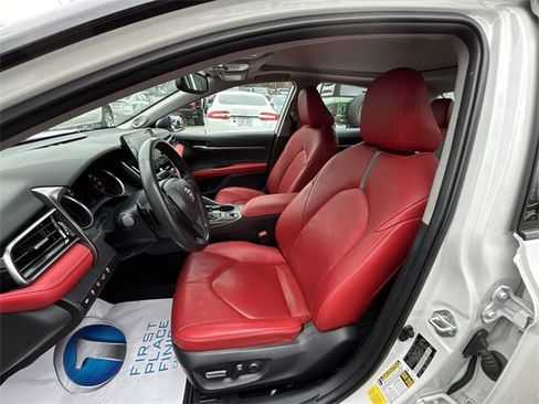 Used 2023 Toyota Camry XSE image 13