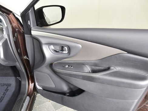 Used 2019 Nissan Murano SL AWD/4WD image 40