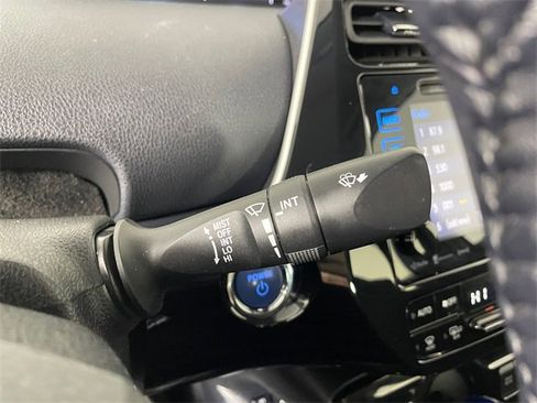 Used 2018 Toyota Prius Prime Plus image 11