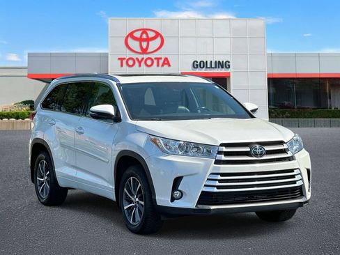 Used 2018 Toyota Highlander XLE w/ Protection Package #3 AWD/4WD image 7