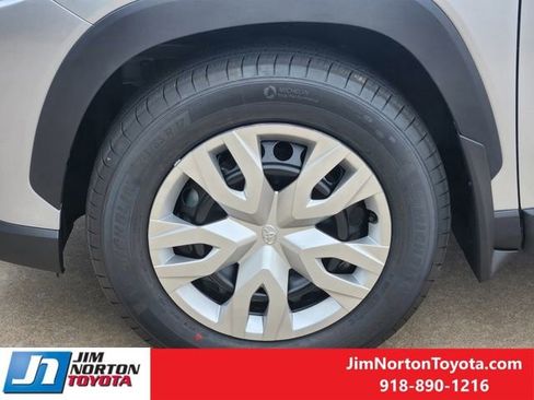 New 2026 Toyota Corolla Cross L image 10