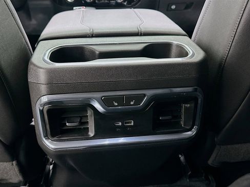 Used 2023 GMC Sierra 1500 SLT AWD/4WD image 27