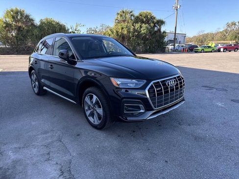 Used 2023 Audi Q5 Premium Plus image 8