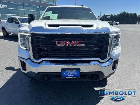 Used 2022 GMC Sierra 2500 Pro w/ Convenience Package AWD/4WD image 2
