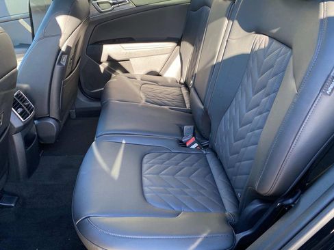 New 2025 Kia Sportage X-Line w/ Premium Package image 6