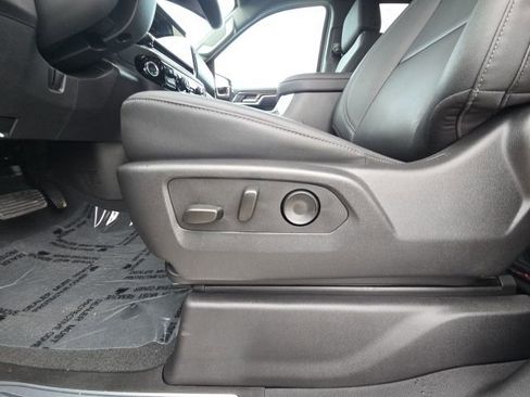 Used 2025 Chevrolet Silverado 1500 LT Trail Boss w/ Convenience Package II image 24