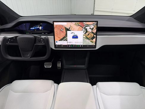 Used 2023 Tesla Model X Plaid AWD/4WD image 13